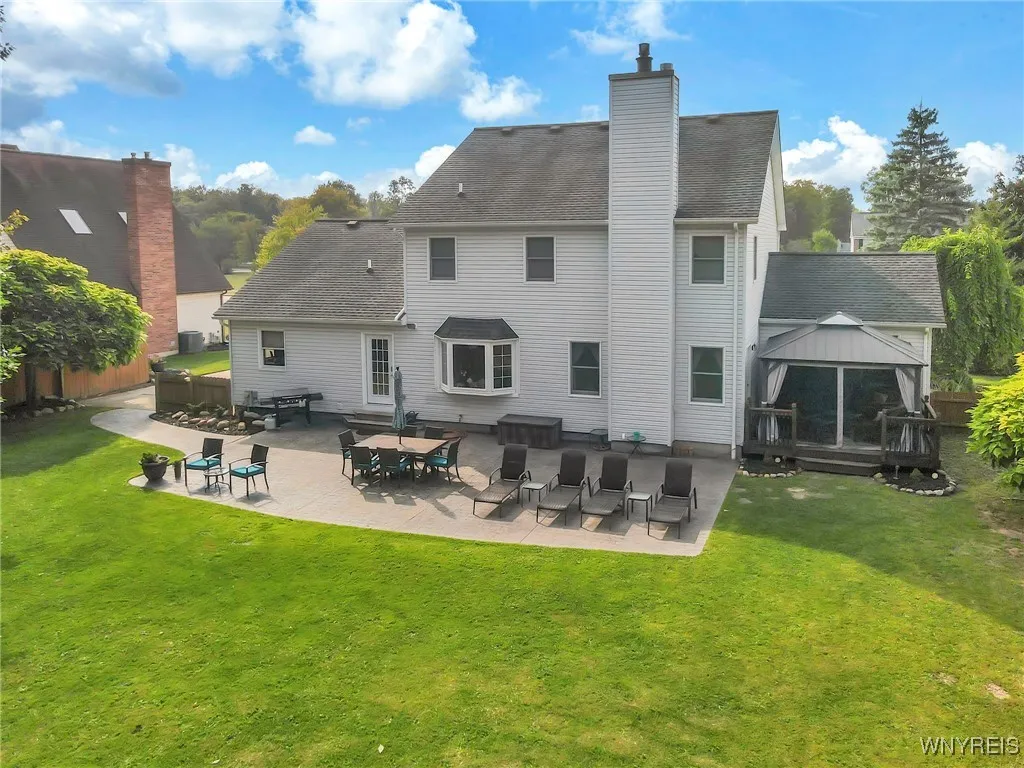 186 Timberlink Drive, Grand Island, New York 14072, Grand Island, New York 14072, 4 Bedrooms Bedrooms, 12 Rooms Rooms,2 BathroomsBathrooms,Residential,For Sale,186 Timberlink Drive, Grand Island, New York 14072,0,B1647030