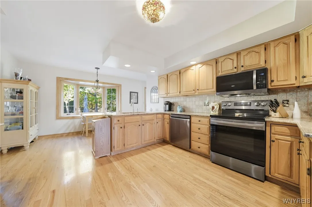 186 Timberlink Drive, Grand Island, New York 14072, Grand Island, New York 14072, 4 Bedrooms Bedrooms, 12 Rooms Rooms,2 BathroomsBathrooms,Residential,For Sale,186 Timberlink Drive, Grand Island, New York 14072,0,B1647030