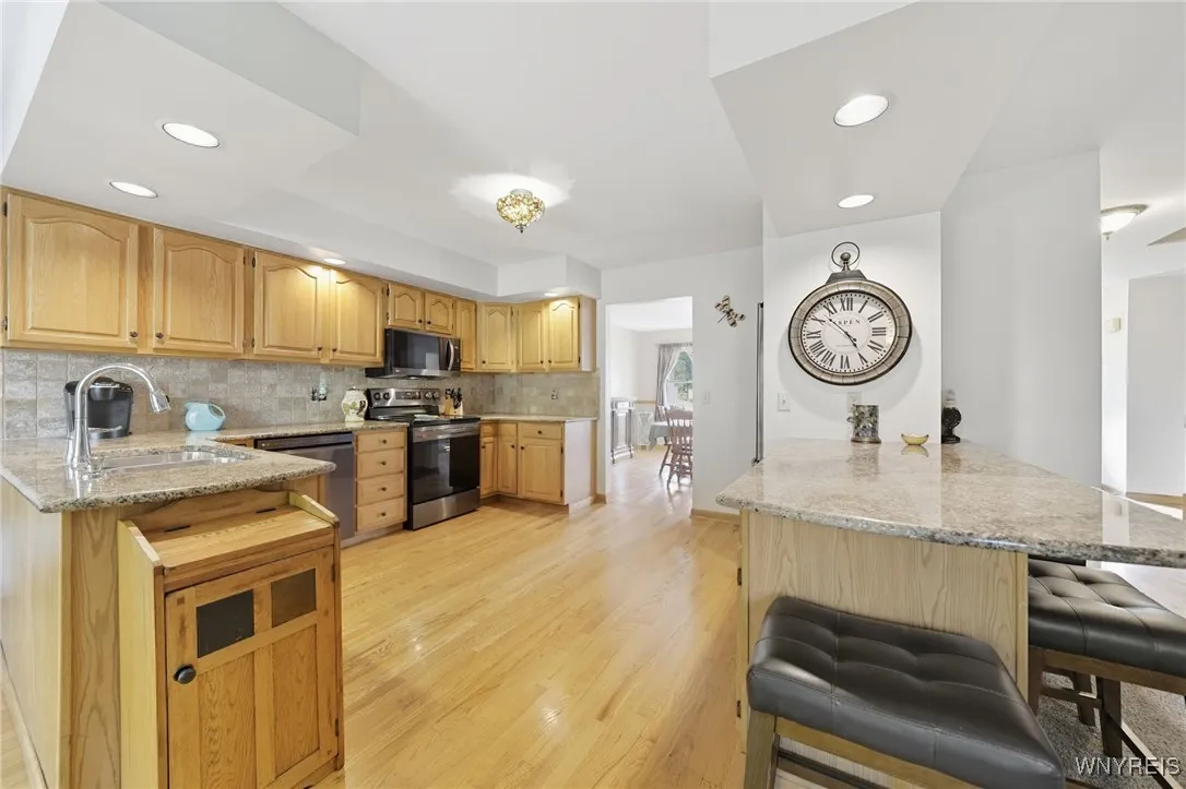 186 Timberlink Drive, Grand Island, New York 14072, Grand Island, New York 14072, 4 Bedrooms Bedrooms, 12 Rooms Rooms,2 BathroomsBathrooms,Residential,For Sale,186 Timberlink Drive, Grand Island, New York 14072,0,B1647030