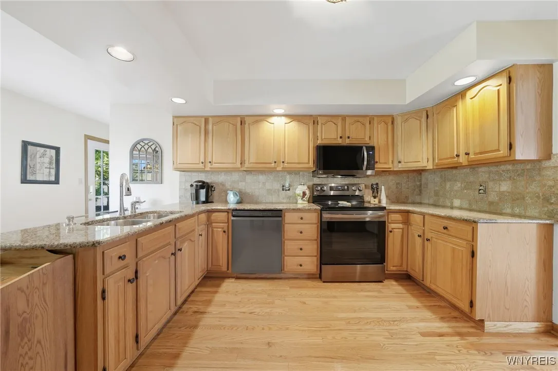 186 Timberlink Drive, Grand Island, New York 14072, Grand Island, New York 14072, 4 Bedrooms Bedrooms, 12 Rooms Rooms,2 BathroomsBathrooms,Residential,For Sale,186 Timberlink Drive, Grand Island, New York 14072,0,B1647030