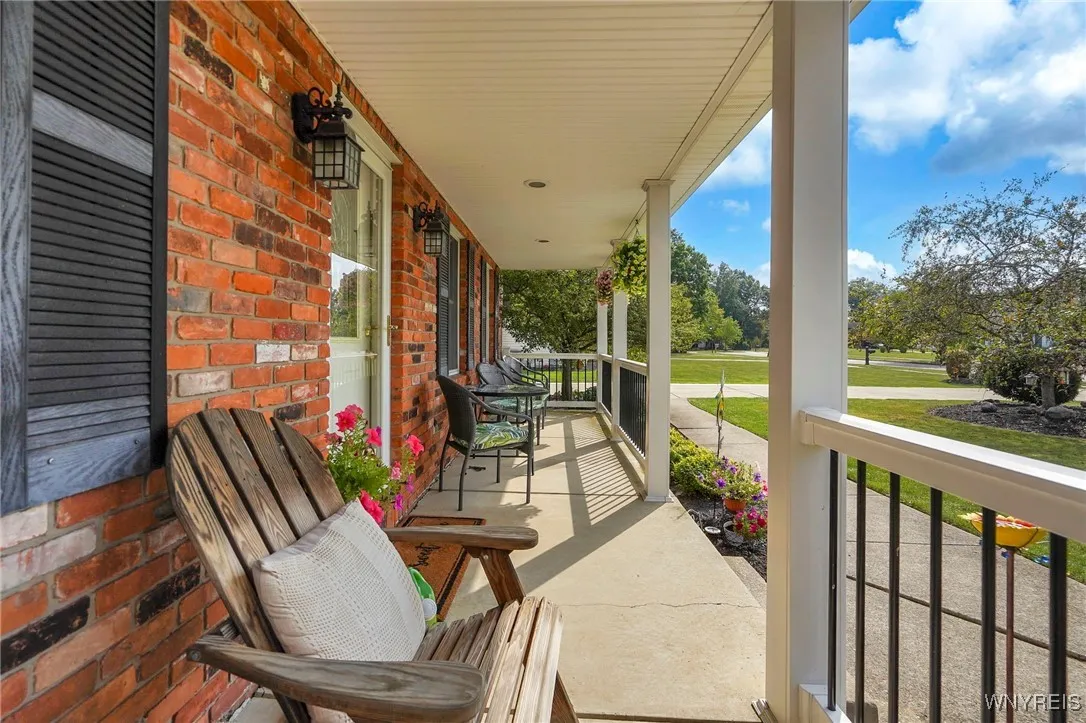 186 Timberlink Drive, Grand Island, New York 14072, Grand Island, New York 14072, 4 Bedrooms Bedrooms, 12 Rooms Rooms,2 BathroomsBathrooms,Residential,For Sale,186 Timberlink Drive, Grand Island, New York 14072,0,B1647030