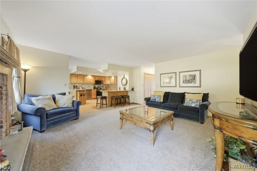 186 Timberlink Drive, Grand Island, New York 14072, Grand Island, New York 14072, 4 Bedrooms Bedrooms, 12 Rooms Rooms,2 BathroomsBathrooms,Residential,For Sale,186 Timberlink Drive, Grand Island, New York 14072,0,B1647030