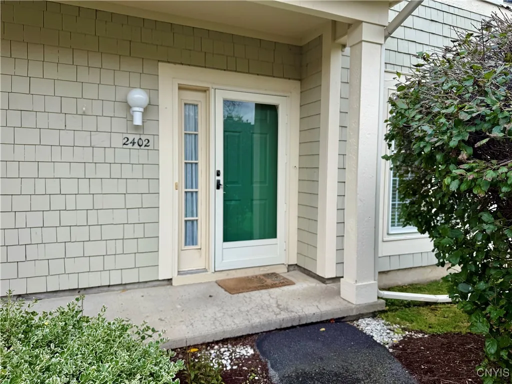 2402 Pipers Court, Lysander, New York 13027, Lysander, New York 13027, 2 Bedrooms Bedrooms, 4 Rooms Rooms,2 BathroomsBathrooms,Residential,For Sale,2402 Pipers Court, Lysander, New York 13027,0,S1646957
