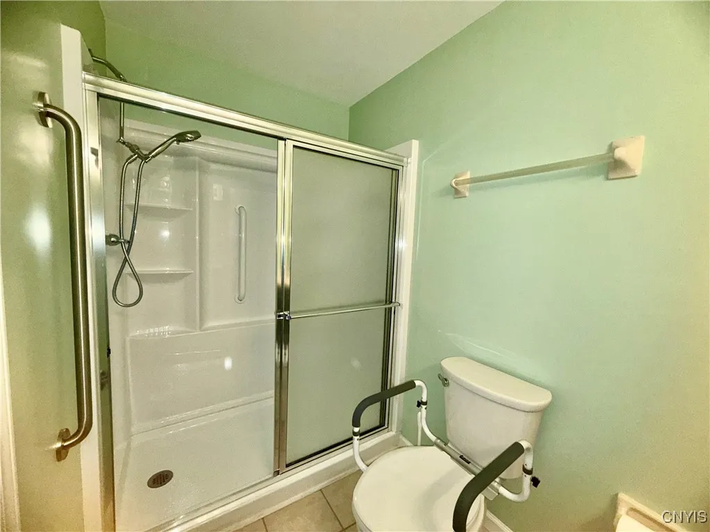 2402 Pipers Court, Lysander, New York 13027, Lysander, New York 13027, 2 Bedrooms Bedrooms, 4 Rooms Rooms,2 BathroomsBathrooms,Residential,For Sale,2402 Pipers Court, Lysander, New York 13027,0,S1646957