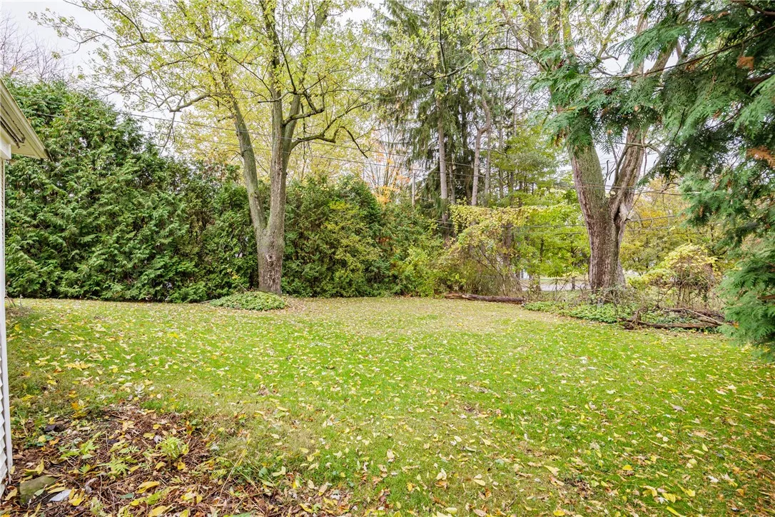 10 Peachtree Road, Penfield, New York 14526, Penfield, New York 14526, 3 Bedrooms Bedrooms, 7 Rooms Rooms,2 BathroomsBathrooms,Residential,Closed,10 Peachtree Road, Penfield, New York 14526,0,R1645673