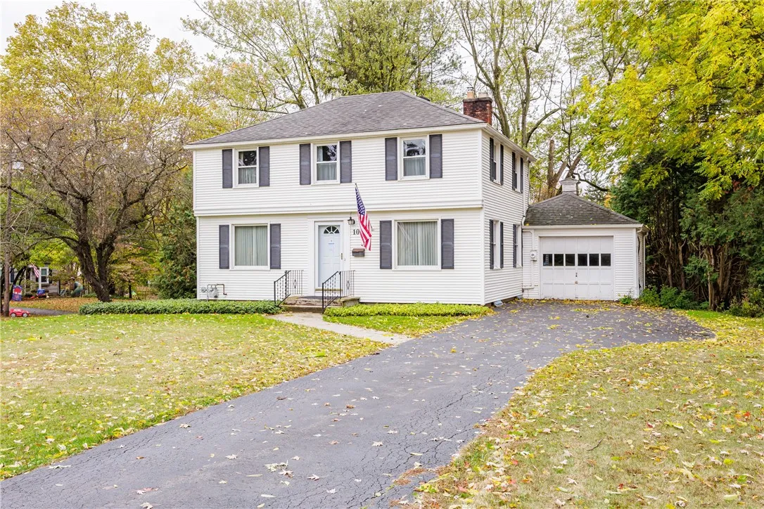 10 Peachtree Road, Penfield, New York 14526, Penfield, New York 14526, 3 Bedrooms Bedrooms, 7 Rooms Rooms,2 BathroomsBathrooms,Residential,Closed,10 Peachtree Road, Penfield, New York 14526,0,R1645673