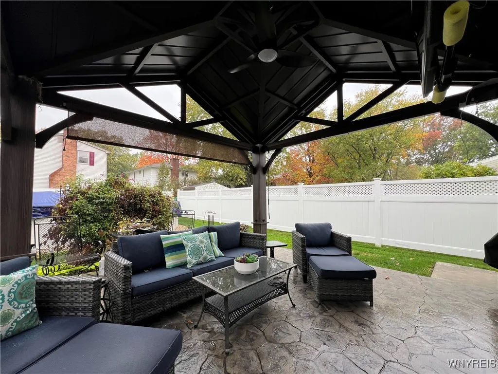 55 Therin Drive, Hamburg, New York 14075, Hamburg, New York 14075, 3 Bedrooms Bedrooms, 8 Rooms Rooms,2 BathroomsBathrooms,Residential,For Sale,55 Therin Drive, Hamburg, New York 14075,0,B1647049