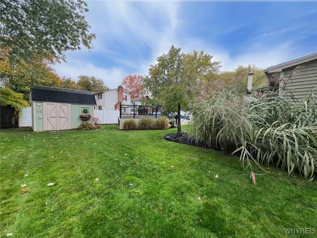 55 Therin Drive, Hamburg, New York 14075, Hamburg, New York 14075, 3 Bedrooms Bedrooms, 8 Rooms Rooms,2 BathroomsBathrooms,Residential,For Sale,55 Therin Drive, Hamburg, New York 14075,0,B1647049