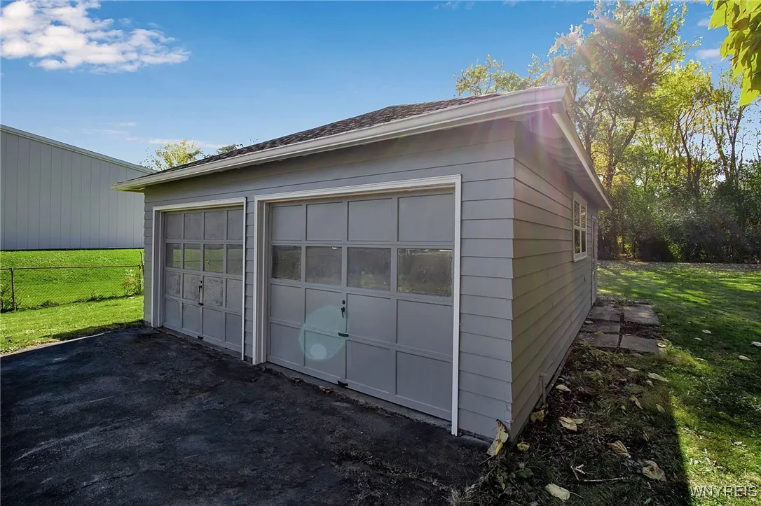 2160 Bullis Road, Elma, New York 14059, Elma, New York 14059, 2 Bedrooms Bedrooms, 8 Rooms Rooms,1 BathroomBathrooms,Residential,For Sale,2160 Bullis Road, Elma, New York 14059,0,B1646821