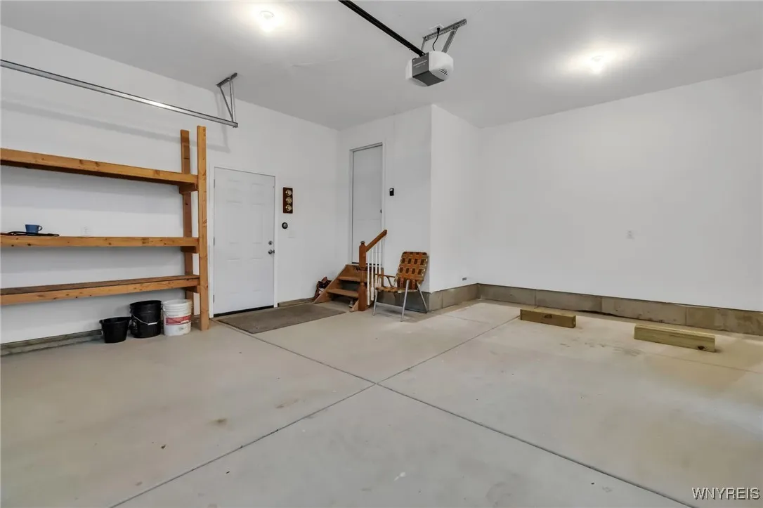 77 East And West Road, West Seneca, New York 14224, West Seneca, New York 14224, 3 Bedrooms Bedrooms, 5 Rooms Rooms,2 BathroomsBathrooms,Residential,For Sale,77 East And West Road, West Seneca, New York 14224,0,B1646976