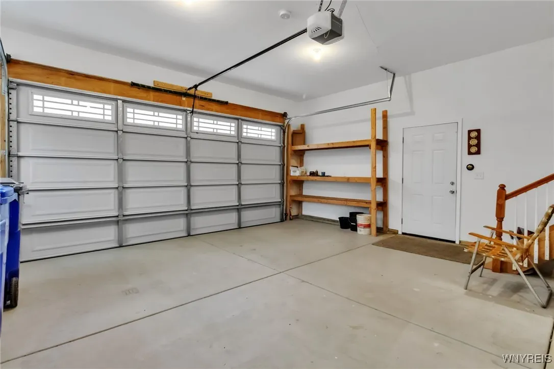 77 East And West Road, West Seneca, New York 14224, West Seneca, New York 14224, 3 Bedrooms Bedrooms, 5 Rooms Rooms,2 BathroomsBathrooms,Residential,For Sale,77 East And West Road, West Seneca, New York 14224,0,B1646976