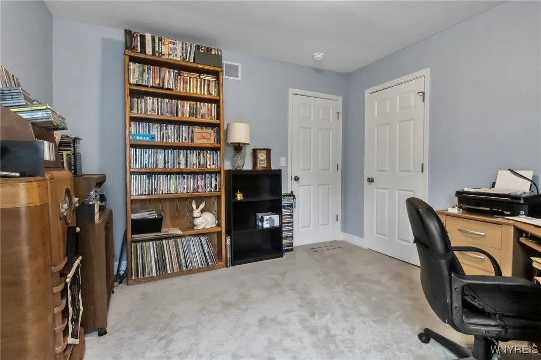 77 East And West Road, West Seneca, New York 14224, West Seneca, New York 14224, 3 Bedrooms Bedrooms, 5 Rooms Rooms,2 BathroomsBathrooms,Residential,For Sale,77 East And West Road, West Seneca, New York 14224,0,B1646976