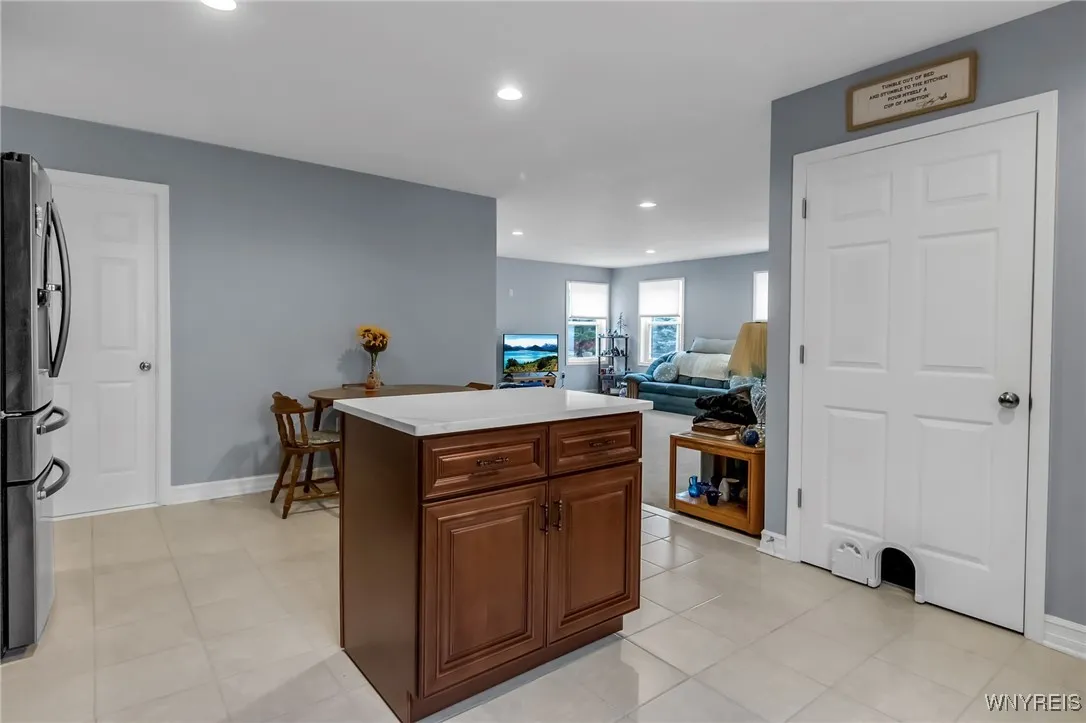 77 East And West Road, West Seneca, New York 14224, West Seneca, New York 14224, 3 Bedrooms Bedrooms, 5 Rooms Rooms,2 BathroomsBathrooms,Residential,For Sale,77 East And West Road, West Seneca, New York 14224,0,B1646976