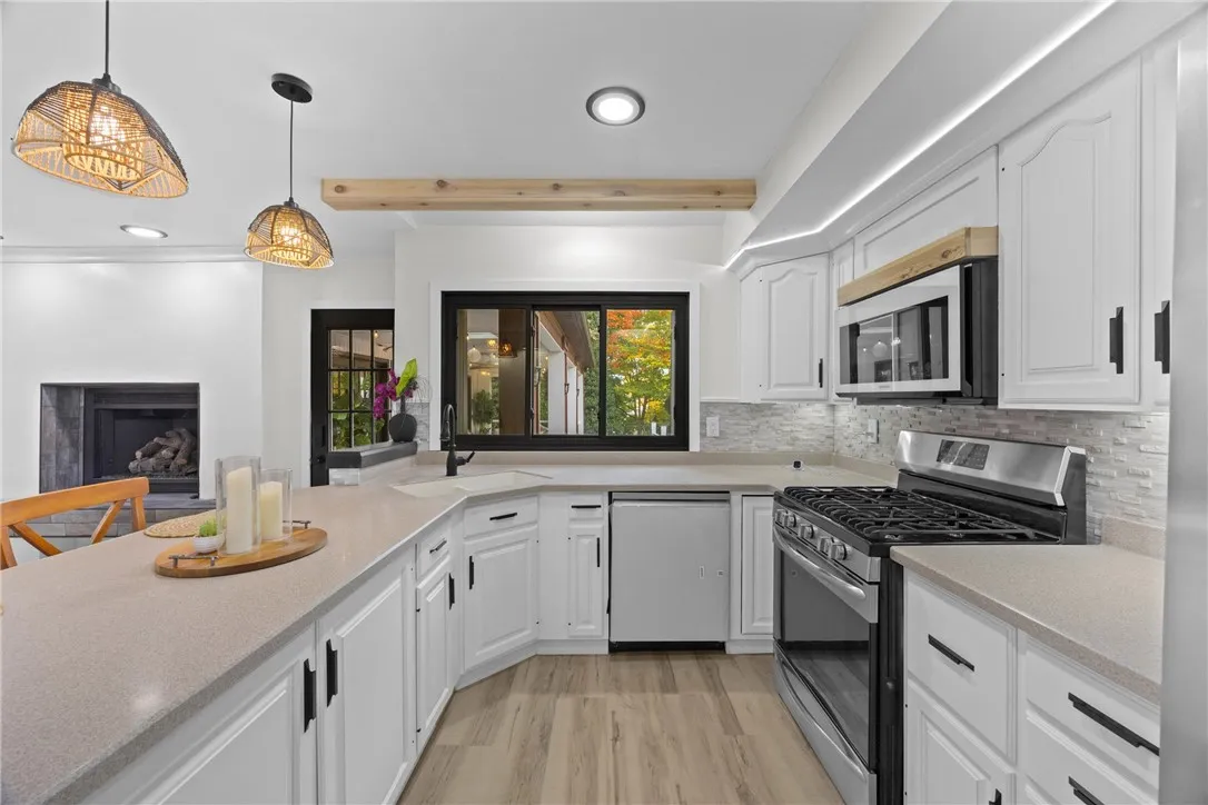 112 Heather, Greece, New York 14626, Greece, New York 14626, 5 Bedrooms Bedrooms, 9 Rooms Rooms,3 BathroomsBathrooms,Residential,For Sale,112 Heather, Greece, New York 14626,0,R1643763