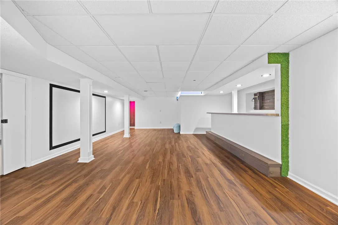 112 Heather, Greece, New York 14626, Greece, New York 14626, 5 Bedrooms Bedrooms, 9 Rooms Rooms,3 BathroomsBathrooms,Residential,For Sale,112 Heather, Greece, New York 14626,0,R1643763