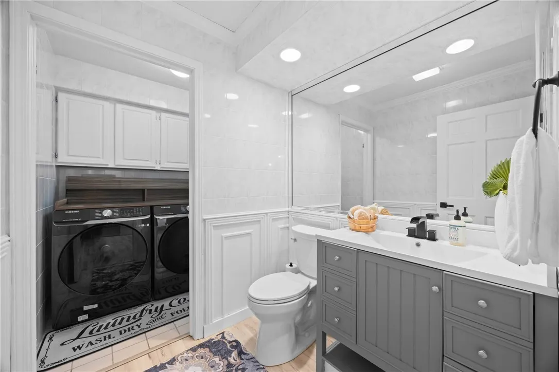 112 Heather, Greece, New York 14626, Greece, New York 14626, 5 Bedrooms Bedrooms, 9 Rooms Rooms,3 BathroomsBathrooms,Residential,For Sale,112 Heather, Greece, New York 14626,0,R1643763