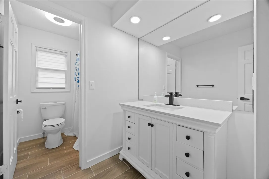 112 Heather, Greece, New York 14626, Greece, New York 14626, 5 Bedrooms Bedrooms, 9 Rooms Rooms,3 BathroomsBathrooms,Residential,For Sale,112 Heather, Greece, New York 14626,0,R1643763