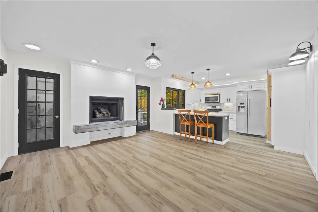 112 Heather, Greece, New York 14626, Greece, New York 14626, 5 Bedrooms Bedrooms, 9 Rooms Rooms,3 BathroomsBathrooms,Residential,For Sale,112 Heather, Greece, New York 14626,0,R1643763