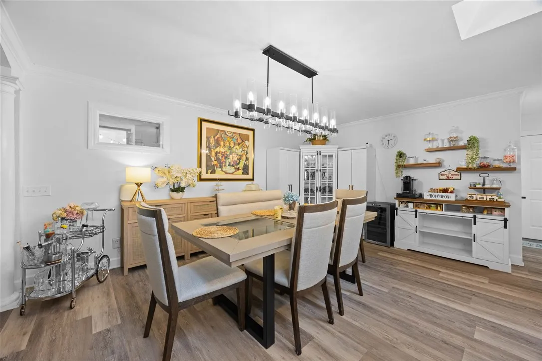 In Law Suite dining-room