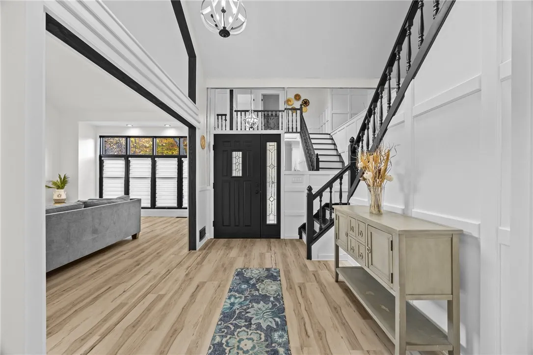 112 Heather, Greece, New York 14626, Greece, New York 14626, 5 Bedrooms Bedrooms, 9 Rooms Rooms,3 BathroomsBathrooms,Residential,For Sale,112 Heather, Greece, New York 14626,0,R1643763