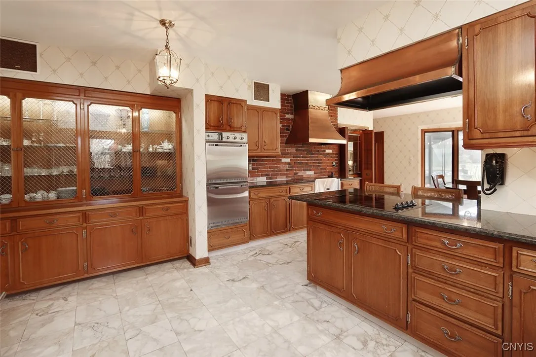 7500 Hunt Lane, Manlius, New York 13066, Manlius, New York 13066, 4 Bedrooms Bedrooms, 11 Rooms Rooms,3 BathroomsBathrooms,Residential,For Sale,7500 Hunt Lane, Manlius, New York 13066,0,S1646586