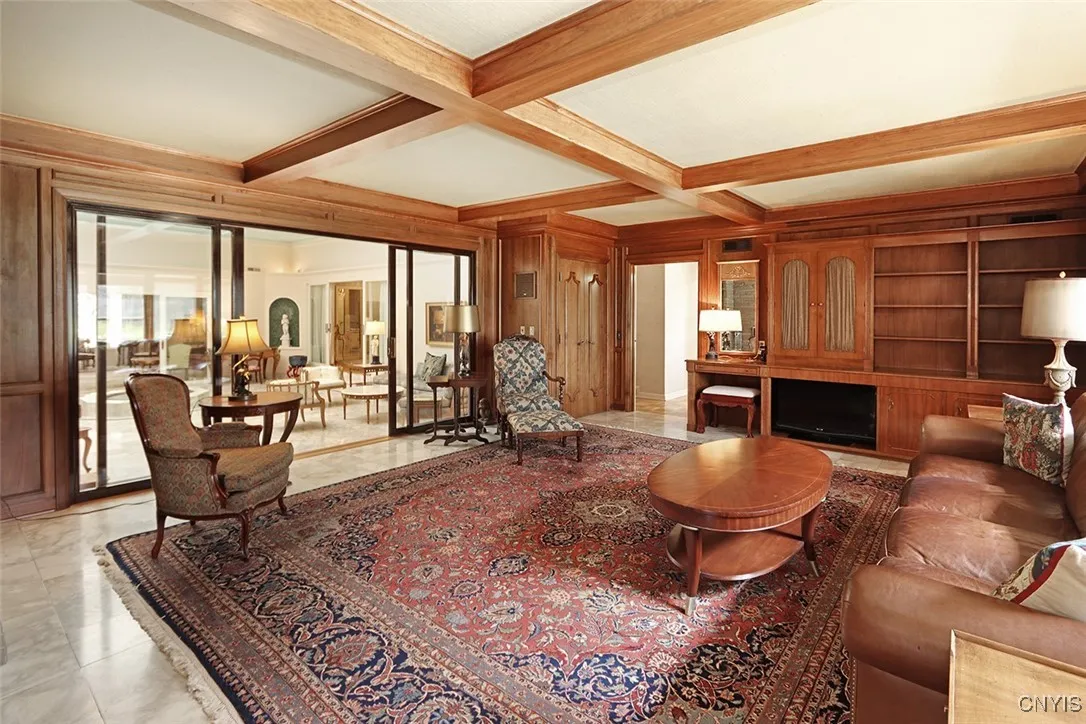 7500 Hunt Lane, Manlius, New York 13066, Manlius, New York 13066, 4 Bedrooms Bedrooms, 11 Rooms Rooms,3 BathroomsBathrooms,Residential,For Sale,7500 Hunt Lane, Manlius, New York 13066,0,S1646586