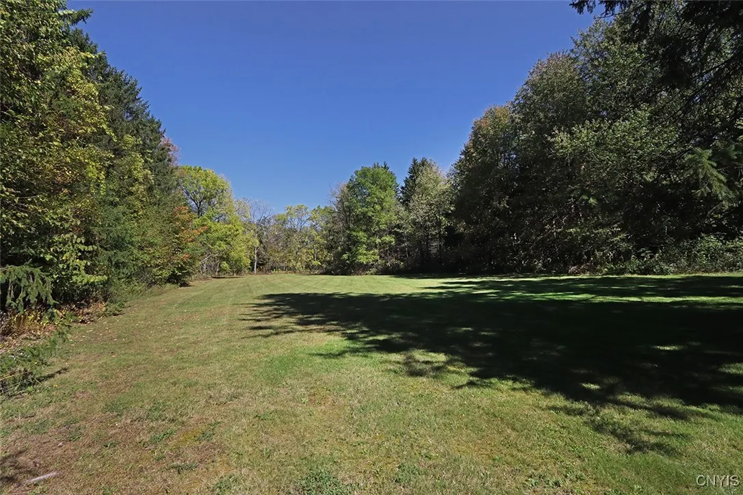 7500 Hunt Lane, Manlius, New York 13066, Manlius, New York 13066, 4 Bedrooms Bedrooms, 11 Rooms Rooms,3 BathroomsBathrooms,Residential,For Sale,7500 Hunt Lane, Manlius, New York 13066,0,S1646586