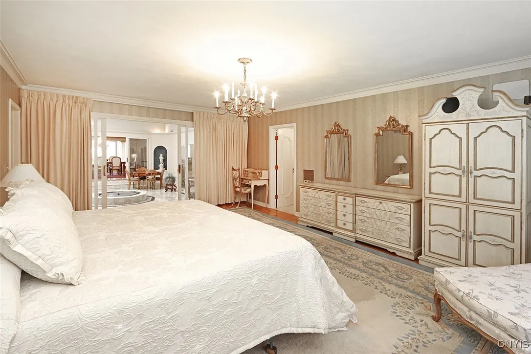 7500 Hunt Lane, Manlius, New York 13066, Manlius, New York 13066, 4 Bedrooms Bedrooms, 11 Rooms Rooms,3 BathroomsBathrooms,Residential,For Sale,7500 Hunt Lane, Manlius, New York 13066,0,S1646586