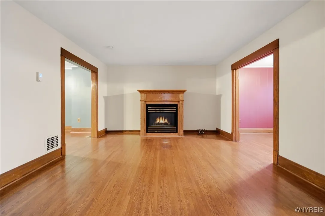 56 Nassau Avenue, Tonawanda, New York 14217, Tonawanda, New York 14217, 3 Bedrooms Bedrooms, 10 Rooms Rooms,1 BathroomBathrooms,Residential,For Sale,56 Nassau Avenue, Tonawanda, New York 14217,0,B1646348