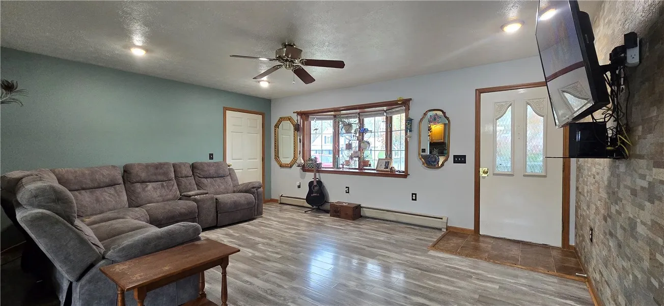 3121 Camden Avenue, Horseheads, New York 14845, Horseheads, New York 14845, 3 Bedrooms Bedrooms, 7 Rooms Rooms,2 BathroomsBathrooms,Residential,For Sale,3121 Camden Avenue, Horseheads, New York 14845,0,R1646523