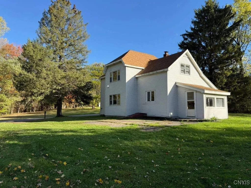 10418 Cosby Manor Road, Deerfield, New York 13502, Deerfield, New York 13502, 5 Bedrooms Bedrooms, 10 Rooms Rooms,1 BathroomBathrooms,Residential,For Sale,10418 Cosby Manor Road, Deerfield, New York 13502,0,S1643815