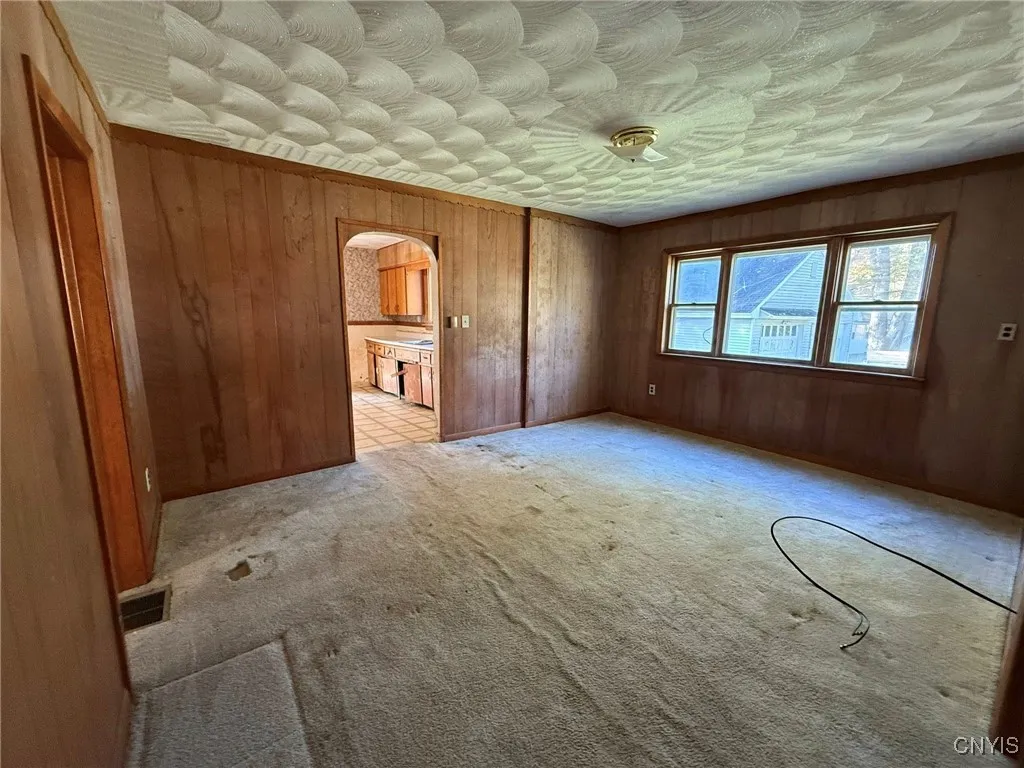 10418 Cosby Manor Road, Deerfield, New York 13502, Deerfield, New York 13502, 5 Bedrooms Bedrooms, 10 Rooms Rooms,1 BathroomBathrooms,Residential,For Sale,10418 Cosby Manor Road, Deerfield, New York 13502,0,S1643815