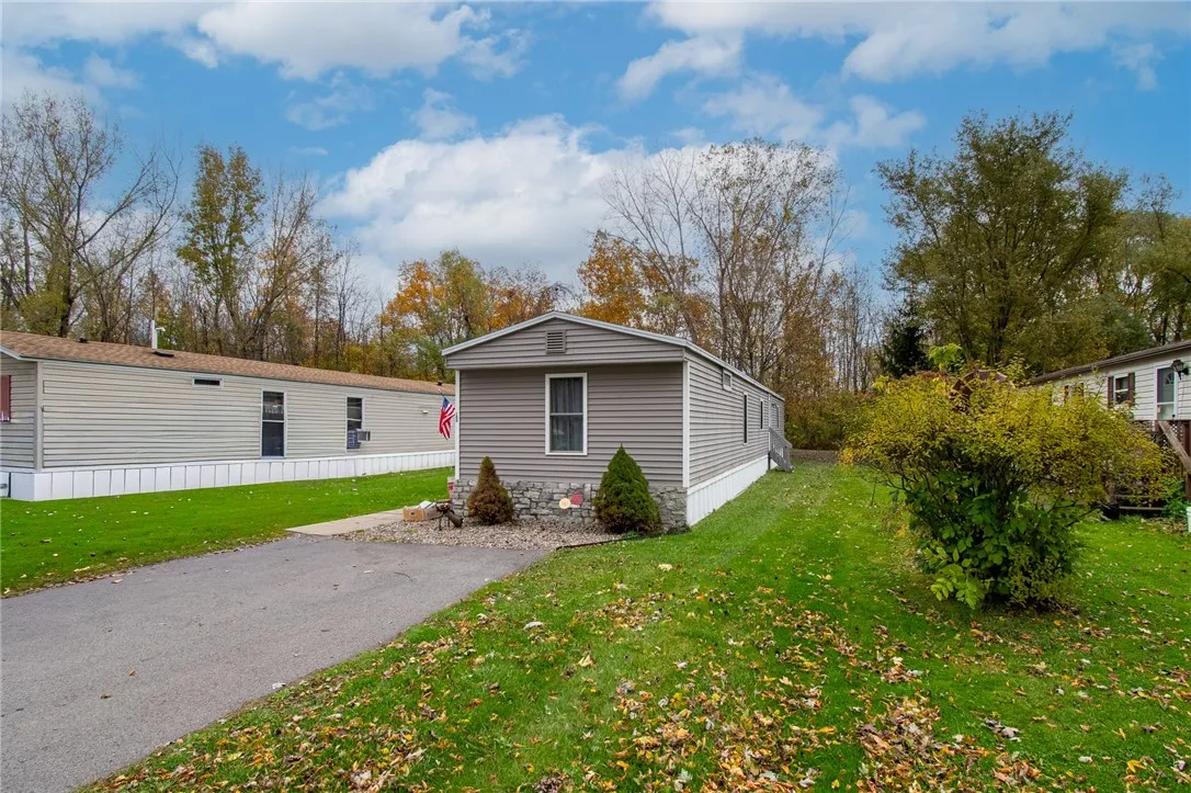 188 Cortland, Ontario, New York 14519, Ontario, New York 14519, 2 Bedrooms Bedrooms, 4 Rooms Rooms,2 BathroomsBathrooms,Residential,Closed,188 Cortland, Ontario, New York 14519,0,R1645196