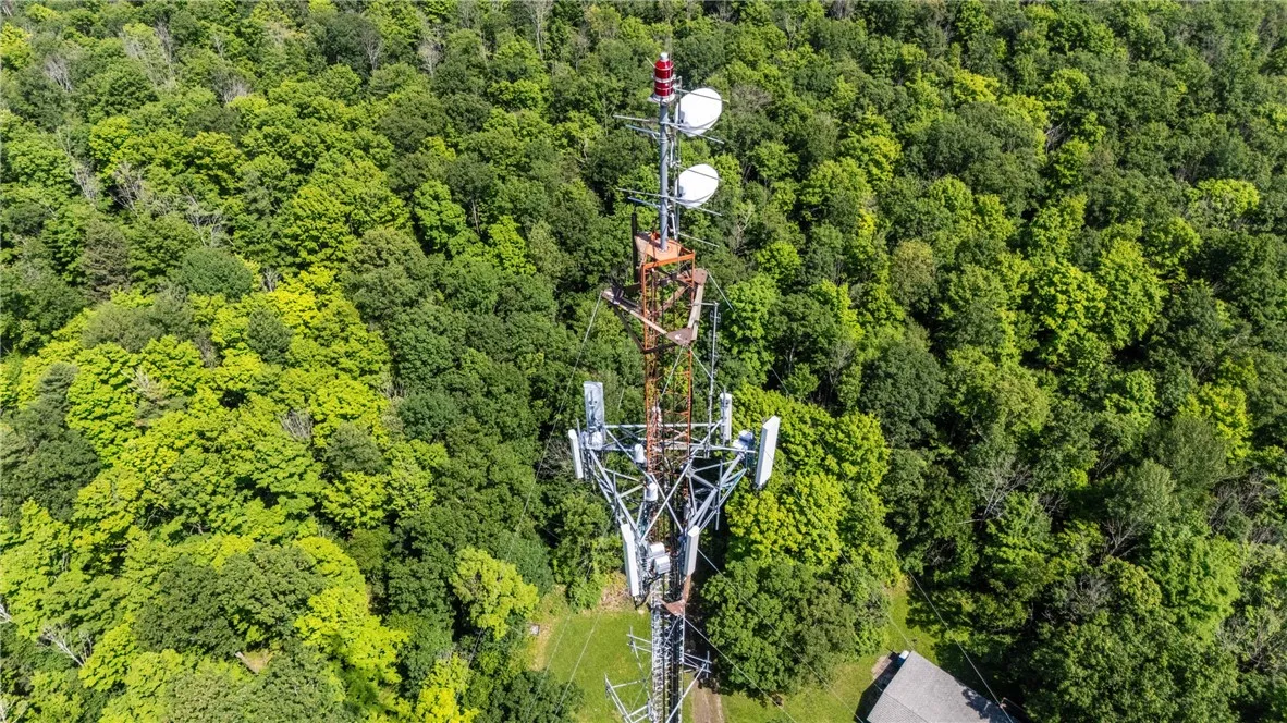 There are currently 2 tenants on this tower, with room for additional tenants.