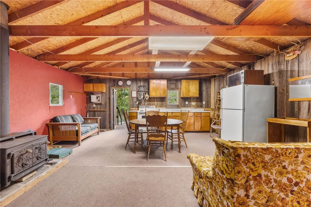 All furnishings and appliances, with the exception of the washing machine are included.