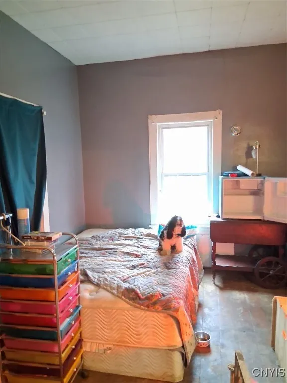 down stairs  bedroom -view left side of room