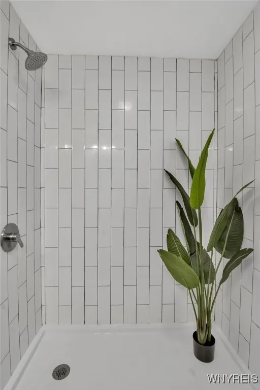 12663 Presbyterian Road, Ridgeway, New York 14479, Ridgeway, New York 14479, 4 Bedrooms Bedrooms, 6 Rooms Rooms,3 BathroomsBathrooms,Residential,For Sale,12663 Presbyterian Road, Ridgeway, New York 14479,0,B1644088