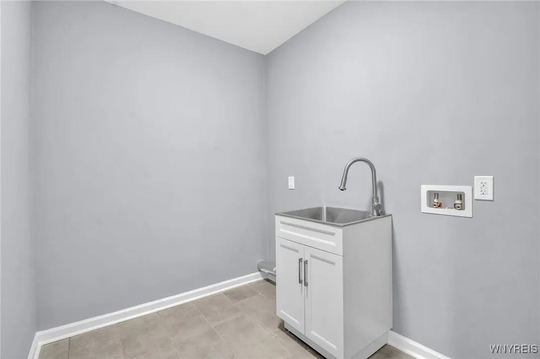 12663 Presbyterian Road, Ridgeway, New York 14479, Ridgeway, New York 14479, 4 Bedrooms Bedrooms, 6 Rooms Rooms,3 BathroomsBathrooms,Residential,For Sale,12663 Presbyterian Road, Ridgeway, New York 14479,0,B1644088