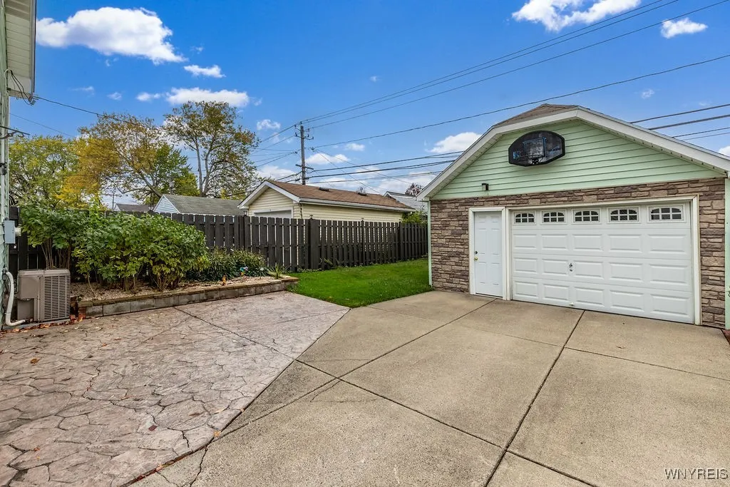 277 Westgate Road, Tonawanda, New York 14217, Tonawanda, New York 14217, 3 Bedrooms Bedrooms, 9 Rooms Rooms,2 BathroomsBathrooms,Residential,For Sale,277 Westgate Road, Tonawanda, New York 14217,0,B1646927