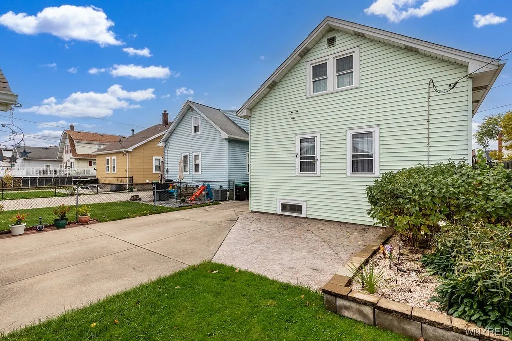 277 Westgate Road, Tonawanda, New York 14217, Tonawanda, New York 14217, 3 Bedrooms Bedrooms, 9 Rooms Rooms,2 BathroomsBathrooms,Residential,For Sale,277 Westgate Road, Tonawanda, New York 14217,0,B1646927