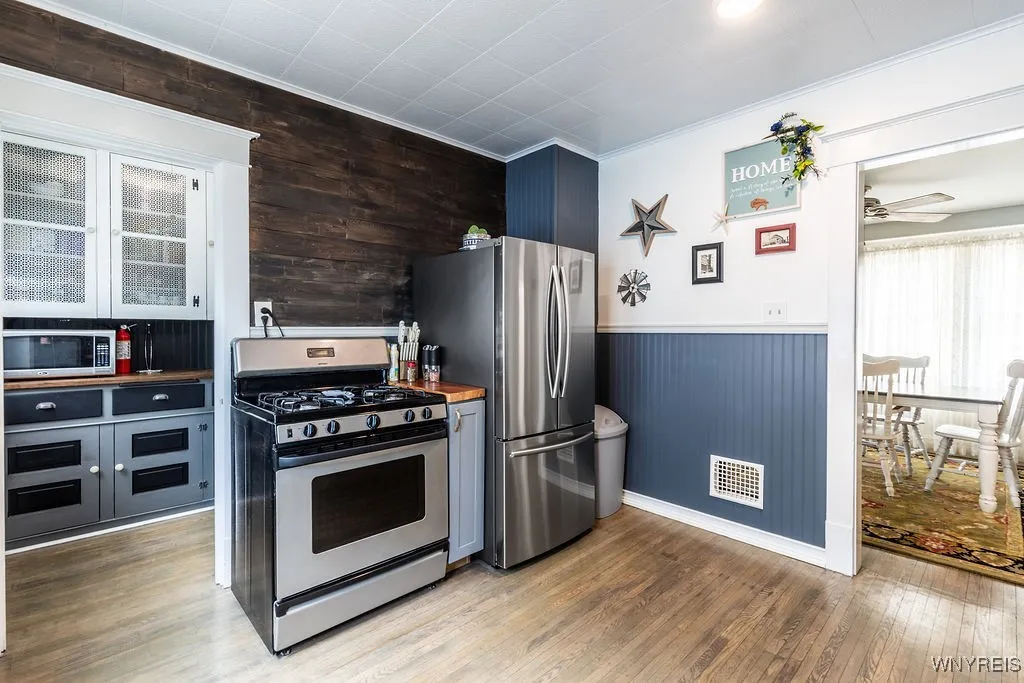 277 Westgate Road, Tonawanda, New York 14217, Tonawanda, New York 14217, 3 Bedrooms Bedrooms, 9 Rooms Rooms,2 BathroomsBathrooms,Residential,For Sale,277 Westgate Road, Tonawanda, New York 14217,0,B1646927