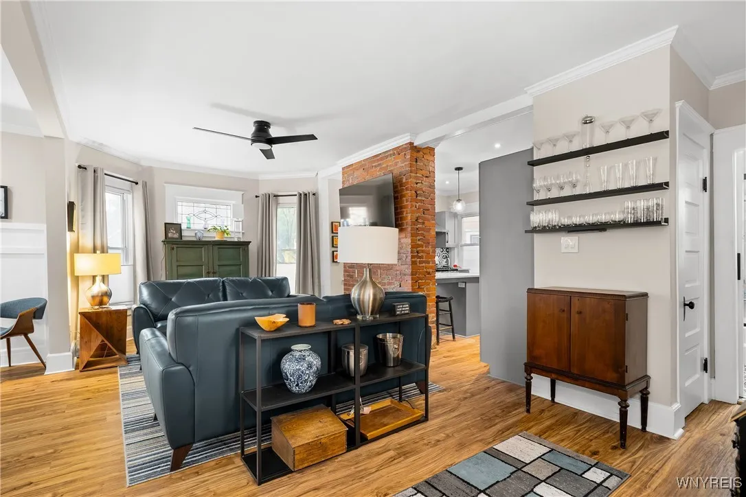 383 Summer Street, Buffalo, New York 14213, Buffalo, New York 14213, 5 Bedrooms Bedrooms, ,2 BathroomsBathrooms,Residential,For Sale,383 Summer Street, Buffalo, New York 14213,0,B1646035