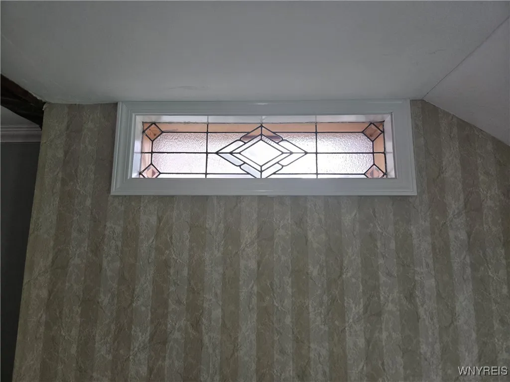 75 Eaglewood Avenue, Buffalo, New York 14220, Buffalo, New York 14220, 3 Bedrooms Bedrooms, 7 Rooms Rooms,1 BathroomBathrooms,Residential,For Sale,75 Eaglewood Avenue, Buffalo, New York 14220,0,B1647033