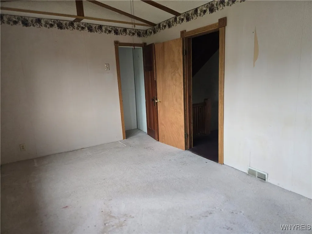 75 Eaglewood Avenue, Buffalo, New York 14220, Buffalo, New York 14220, 3 Bedrooms Bedrooms, 7 Rooms Rooms,1 BathroomBathrooms,Residential,For Sale,75 Eaglewood Avenue, Buffalo, New York 14220,0,B1647033