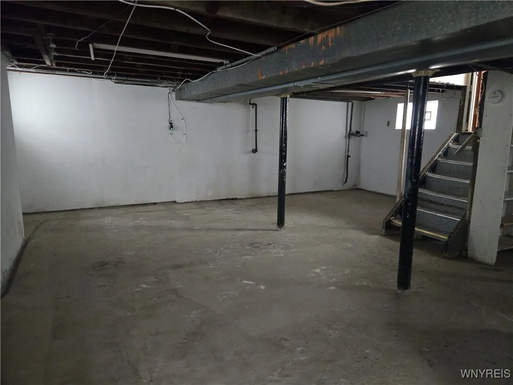 75 Eaglewood Avenue, Buffalo, New York 14220, Buffalo, New York 14220, 3 Bedrooms Bedrooms, 7 Rooms Rooms,1 BathroomBathrooms,Residential,For Sale,75 Eaglewood Avenue, Buffalo, New York 14220,0,B1647033