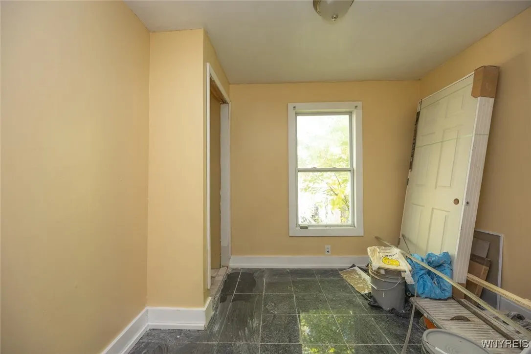 237 Stevens Avenue, Buffalo, New York 14215, Buffalo, New York 14215, 4 Bedrooms Bedrooms, 7 Rooms Rooms,1 BathroomBathrooms,Residential,For Sale,237 Stevens Avenue, Buffalo, New York 14215,0,B1647136