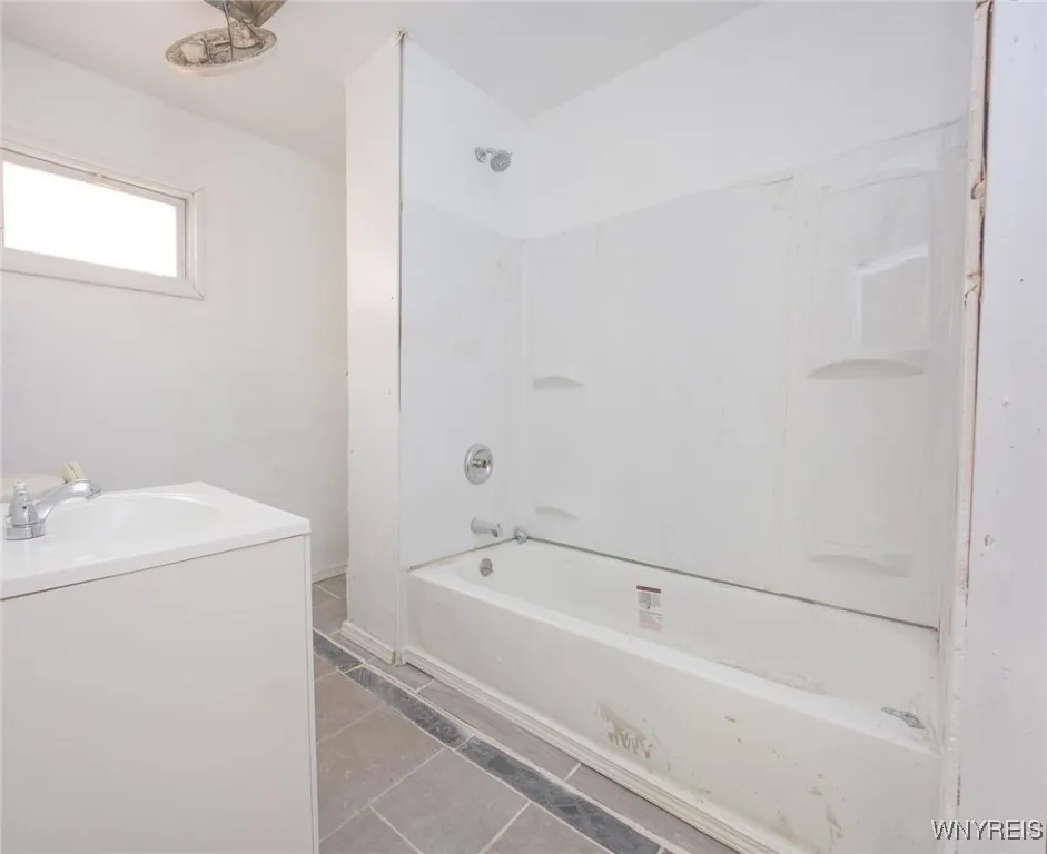 237 Stevens Avenue, Buffalo, New York 14215, Buffalo, New York 14215, 4 Bedrooms Bedrooms, 7 Rooms Rooms,1 BathroomBathrooms,Residential,For Sale,237 Stevens Avenue, Buffalo, New York 14215,0,B1647136