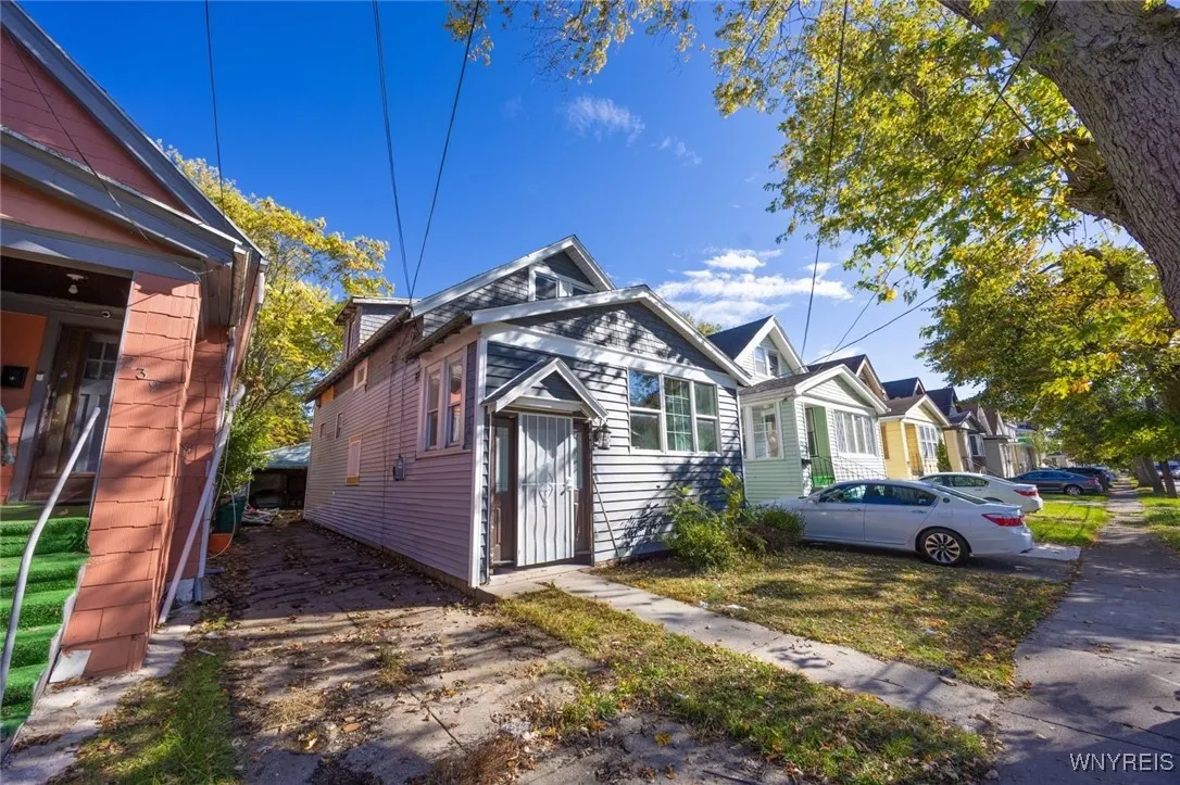 237 Stevens Avenue, Buffalo, New York 14215, Buffalo, New York 14215, 4 Bedrooms Bedrooms, 7 Rooms Rooms,1 BathroomBathrooms,Residential,For Sale,237 Stevens Avenue, Buffalo, New York 14215,0,B1647136