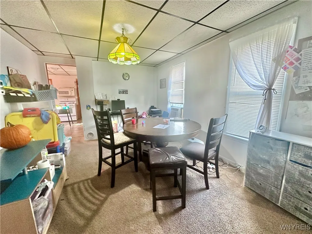 116 Grace Street, Buffalo, New York 14207, Buffalo, New York 14207, 5 Bedrooms Bedrooms, 8 Rooms Rooms,1 BathroomBathrooms,Residential,For Sale,116 Grace Street, Buffalo, New York 14207,0,B1646627