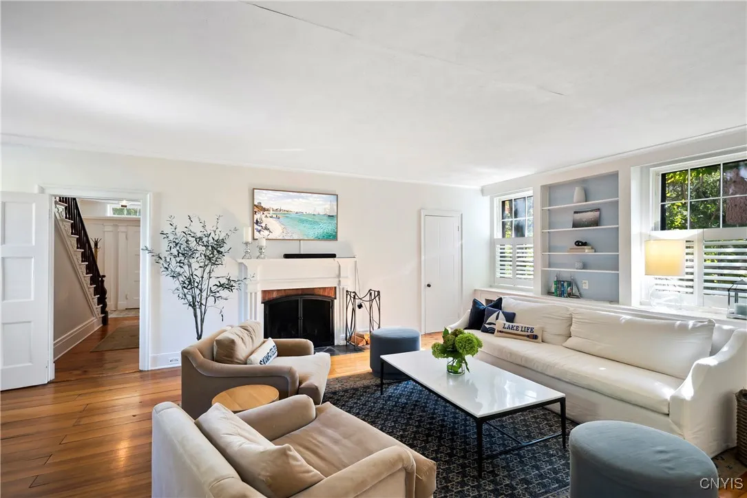 31 State Street, Skaneateles, New York 13152, Skaneateles, New York 13152, 4 Bedrooms Bedrooms, 11 Rooms Rooms,3 BathroomsBathrooms,Residential Lease,For Rent,31 State Street, Skaneateles, New York 13152,0,S1646769